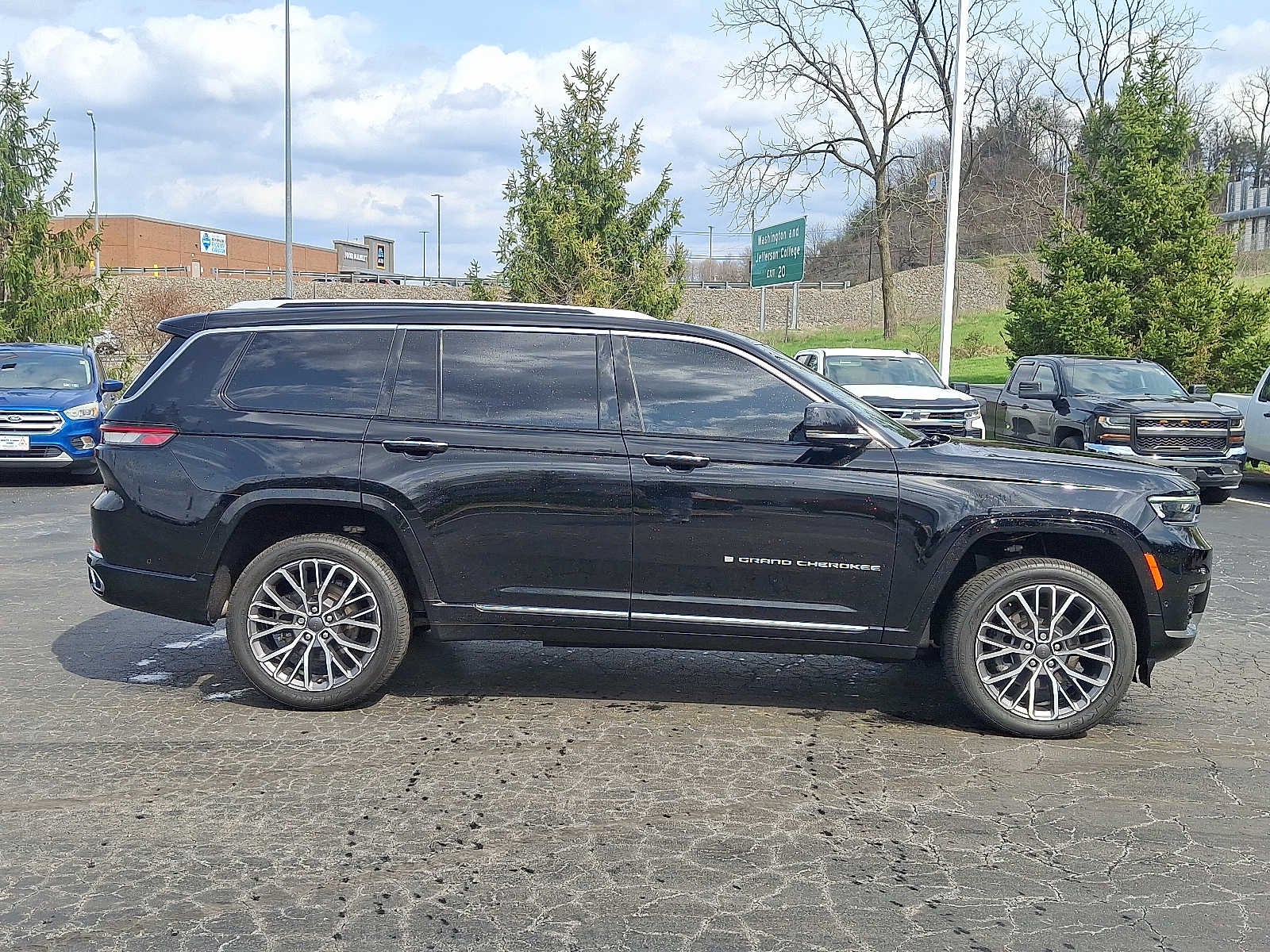2023 Jeep Grand Cherokee L Summit Reserve