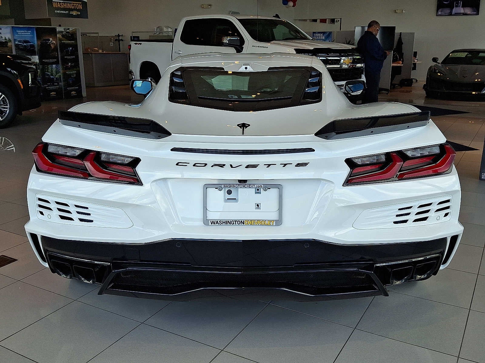 2025 Chevrolet Corvette E-Ray 2LZ