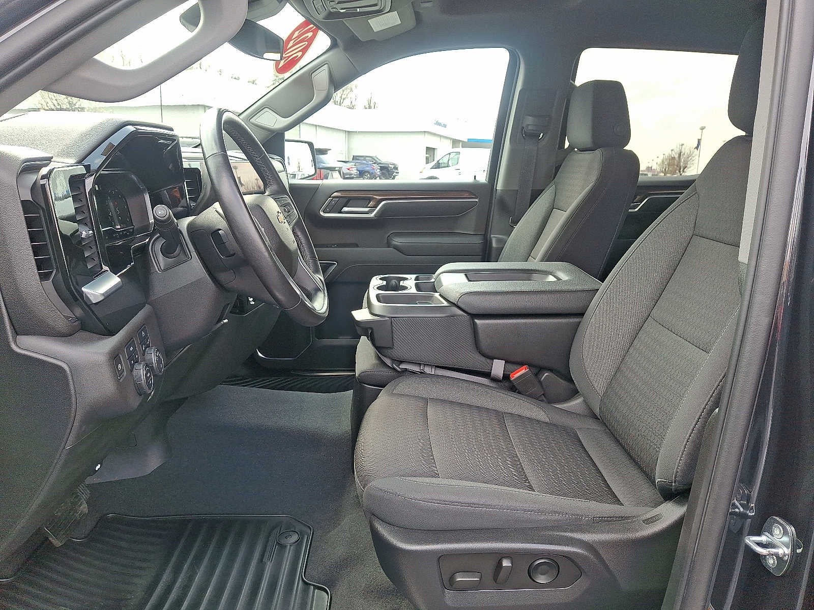 2022 Chevrolet Silverado 1500 LT (2FL)