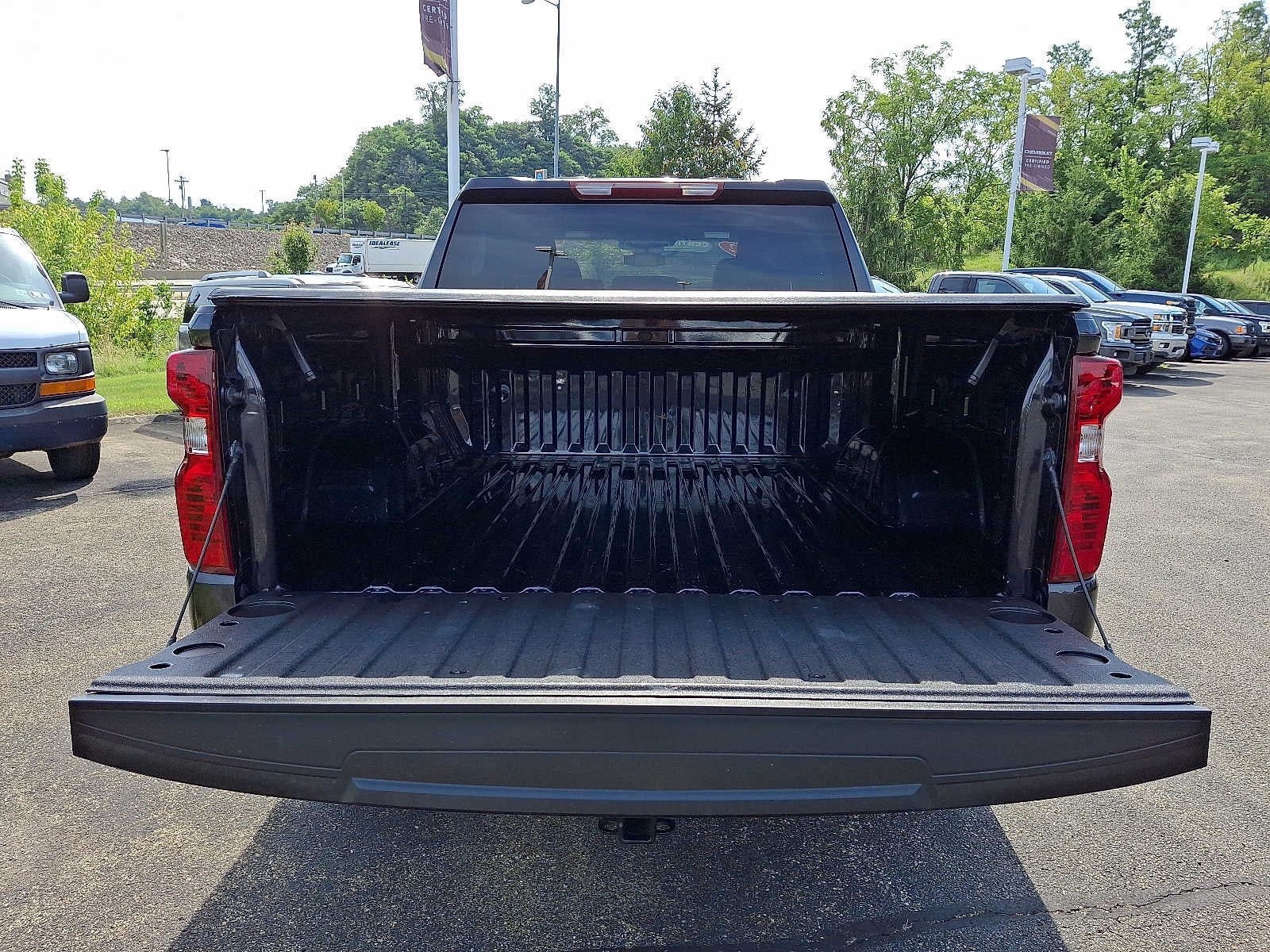 2022 Chevrolet Silverado 1500 LT (2FL)