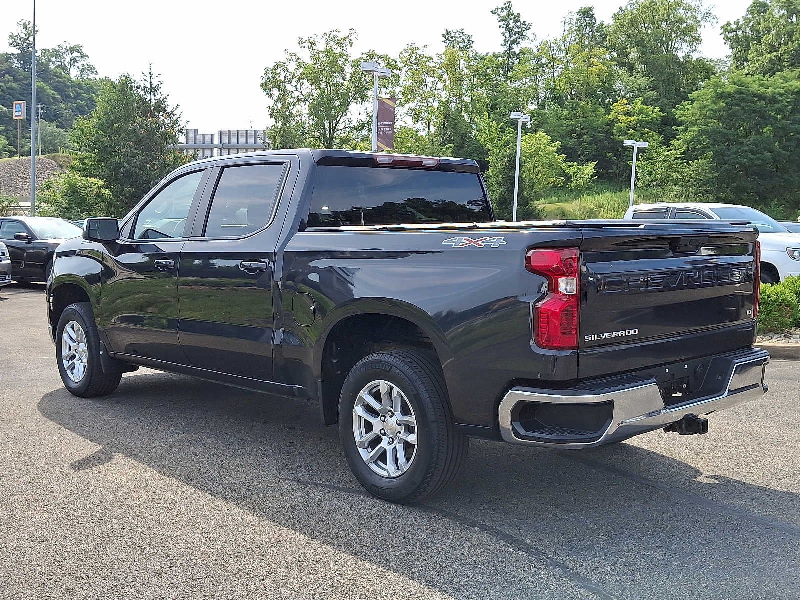 2022 Chevrolet Silverado 1500 LT (2FL)