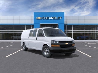 2025 Chevrolet Express Cargo 3500 WT