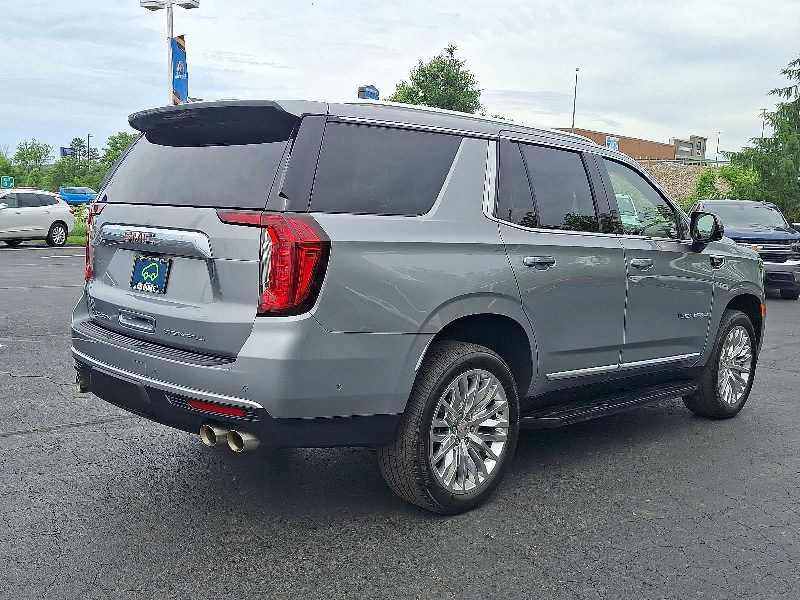 2024 GMC Yukon Denali