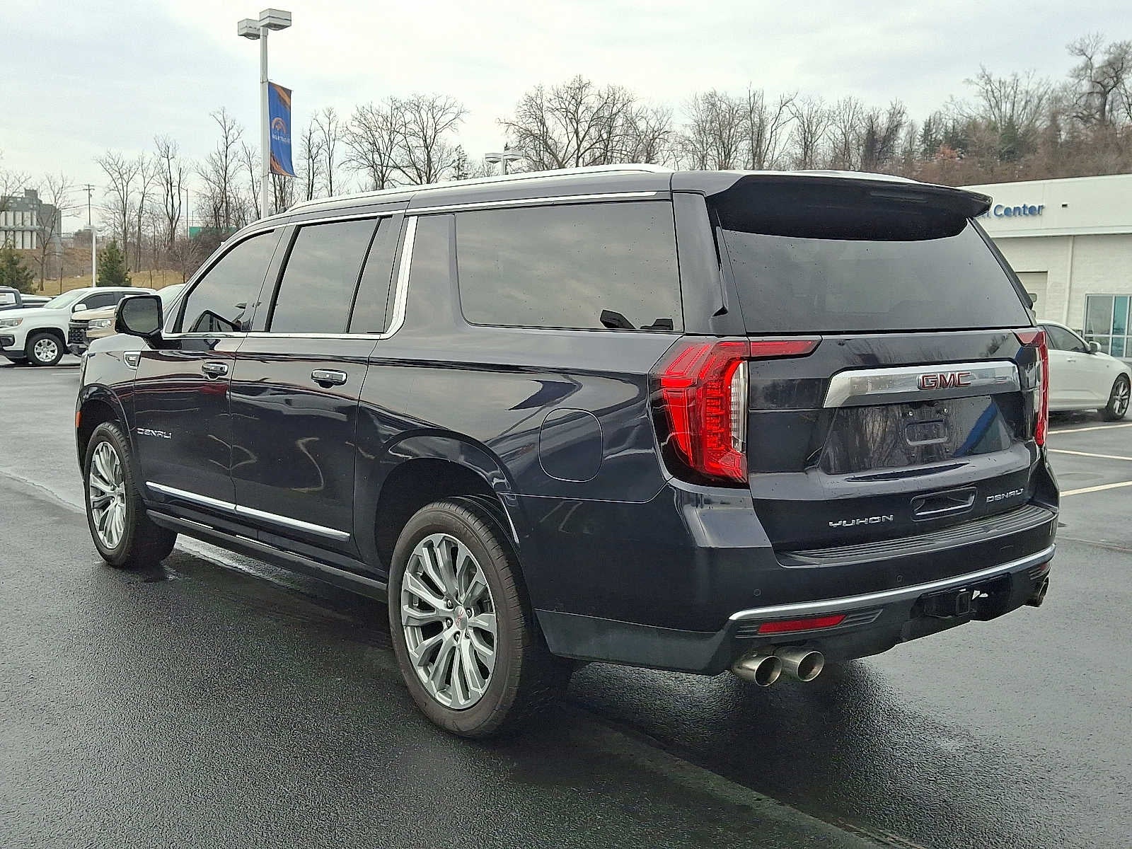 2023 GMC Yukon XL Denali