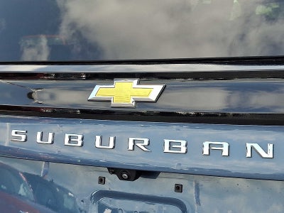 2025 Chevrolet Suburban LT
