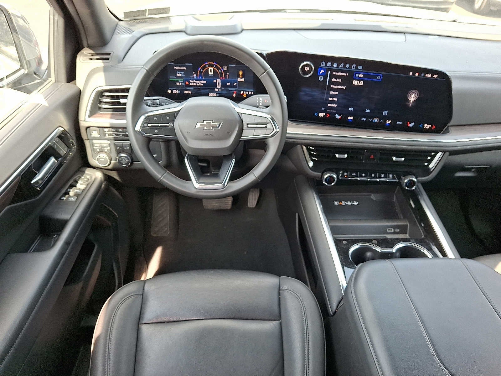 2025 Chevrolet Suburban Z71