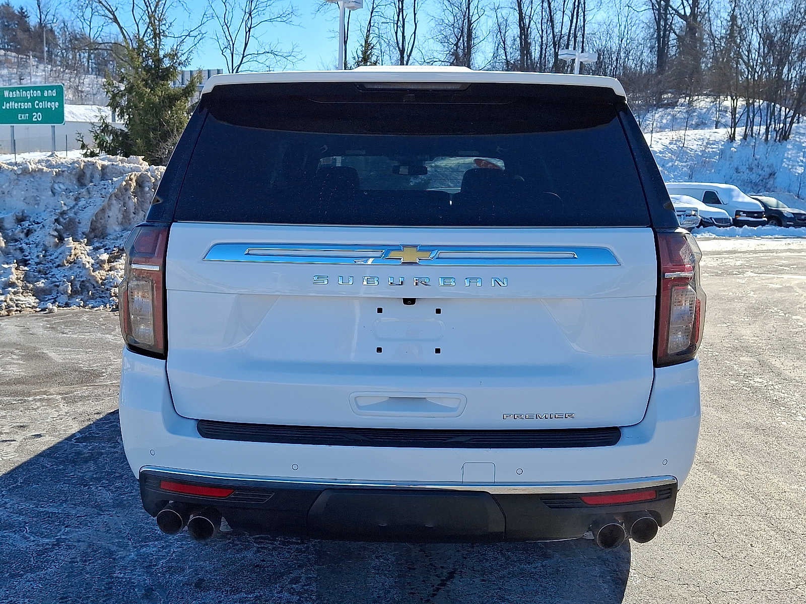 2023 Chevrolet Suburban Premier