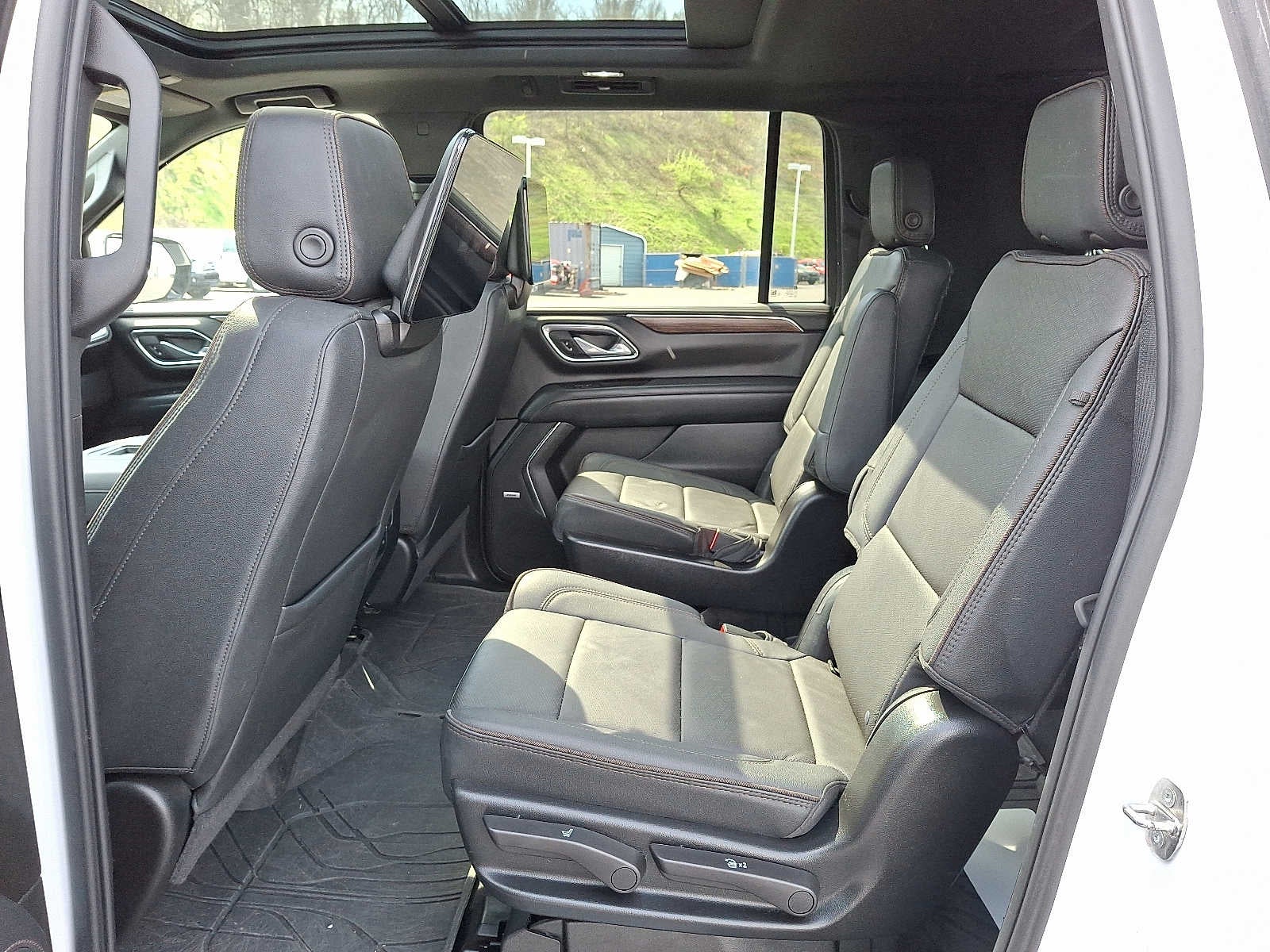 2024 Chevrolet Suburban High Country