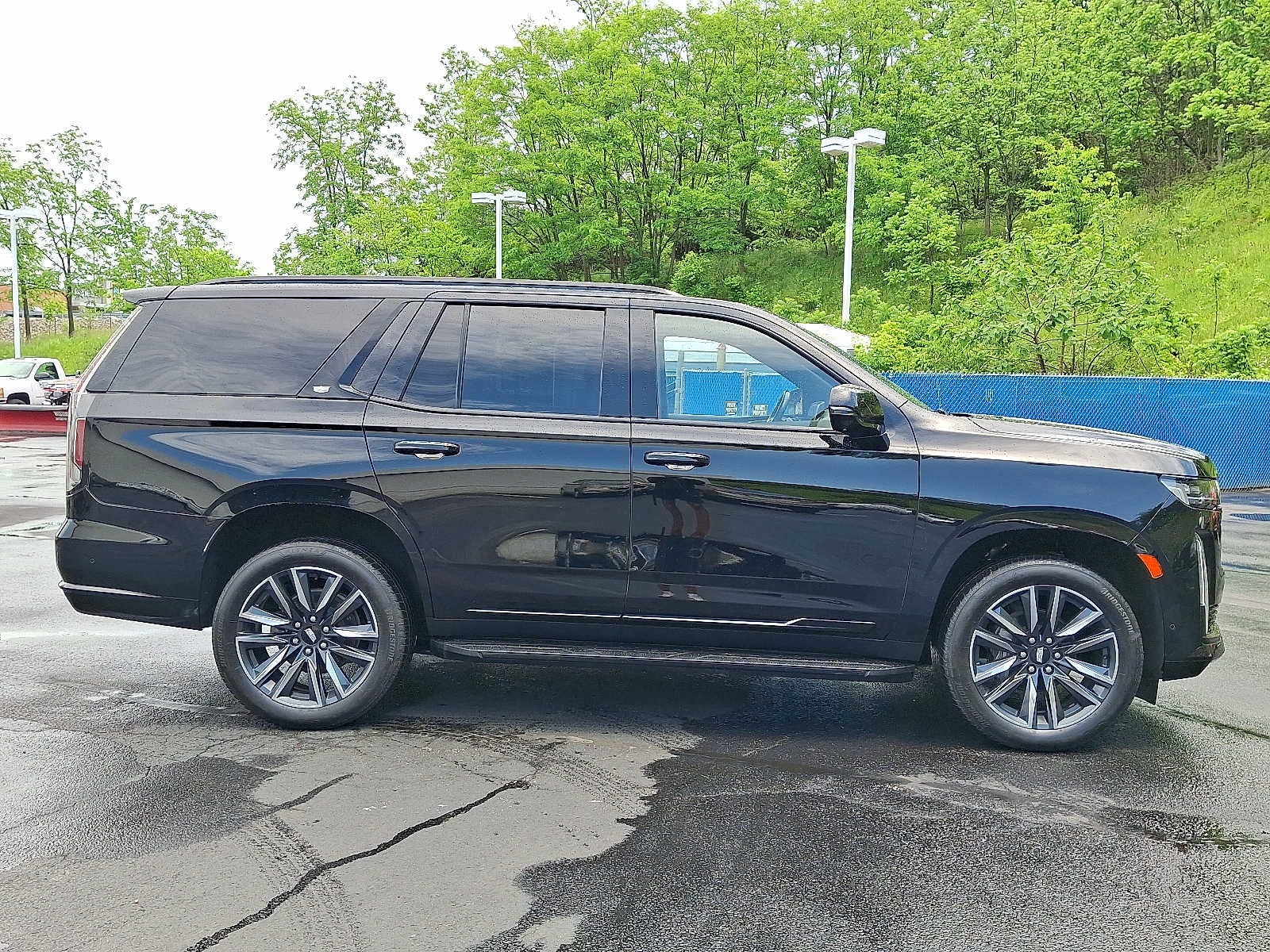 2023 Cadillac Escalade Sport