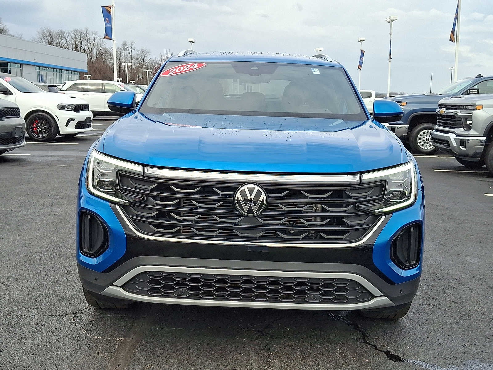 2024 Volkswagen Atlas Cross Sport 2.0T SE w/Technology