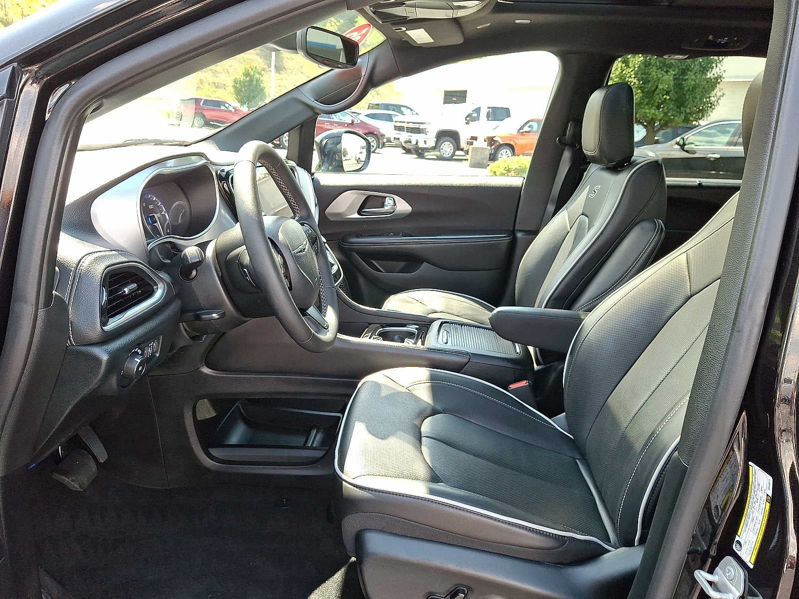2025 Chrysler Pacifica Limited