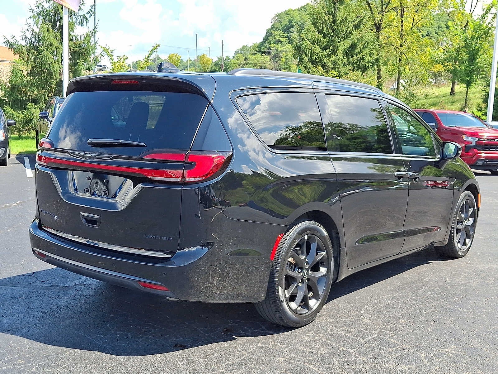 2025 Chrysler Pacifica Limited