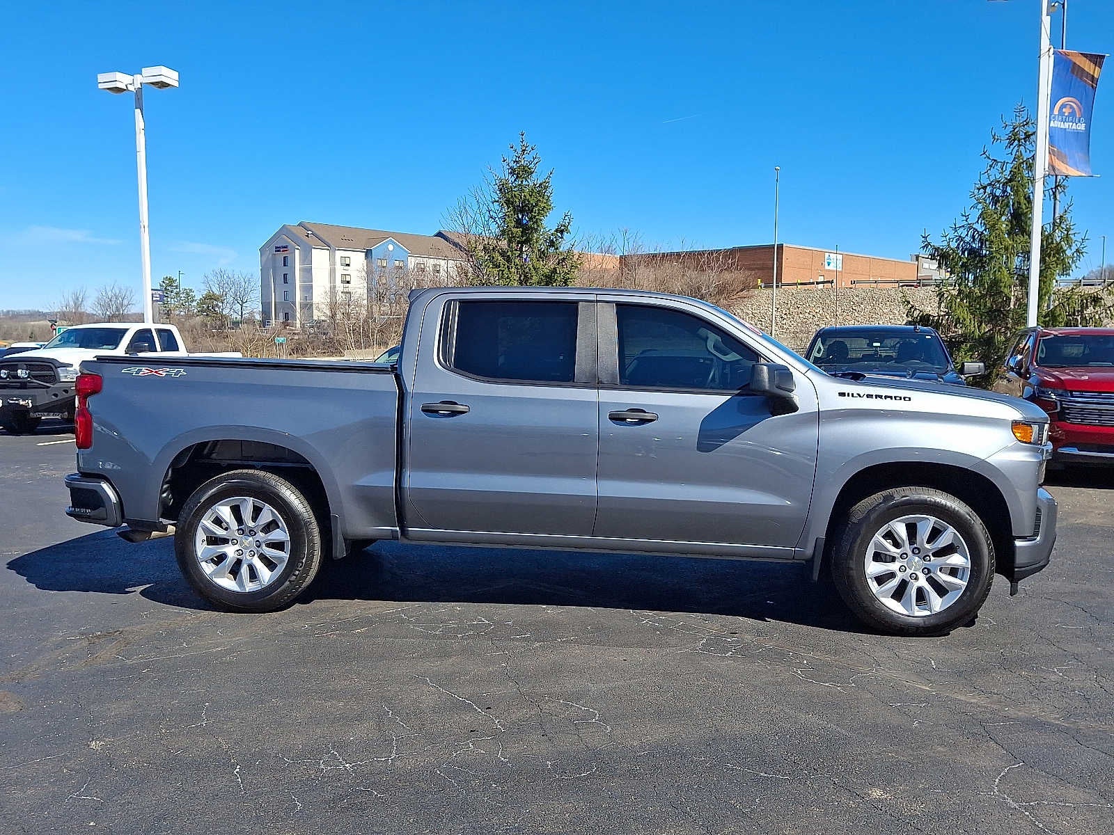 2021 Chevrolet Silverado 1500 Custom