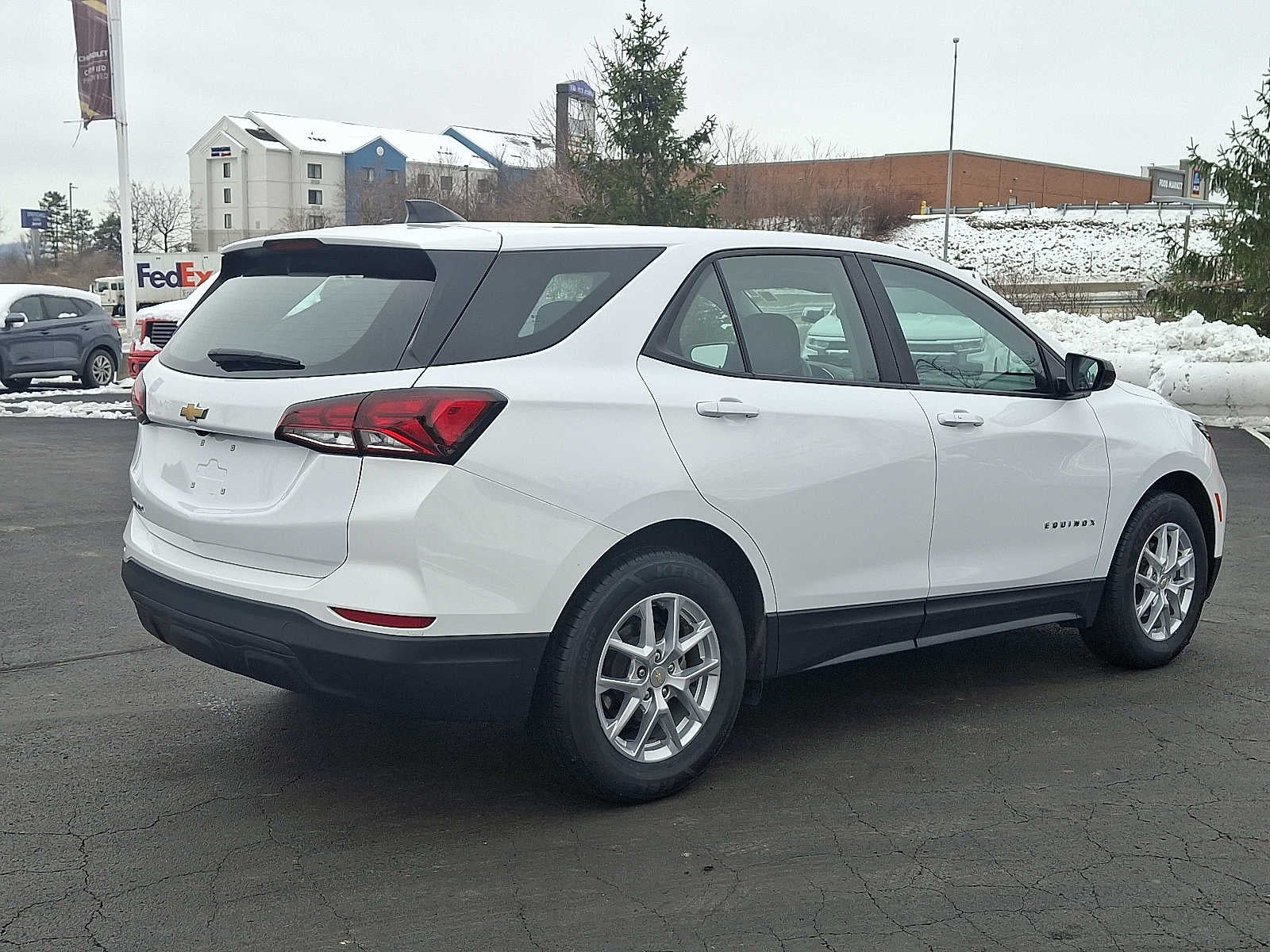 2023 Chevrolet Equinox LS