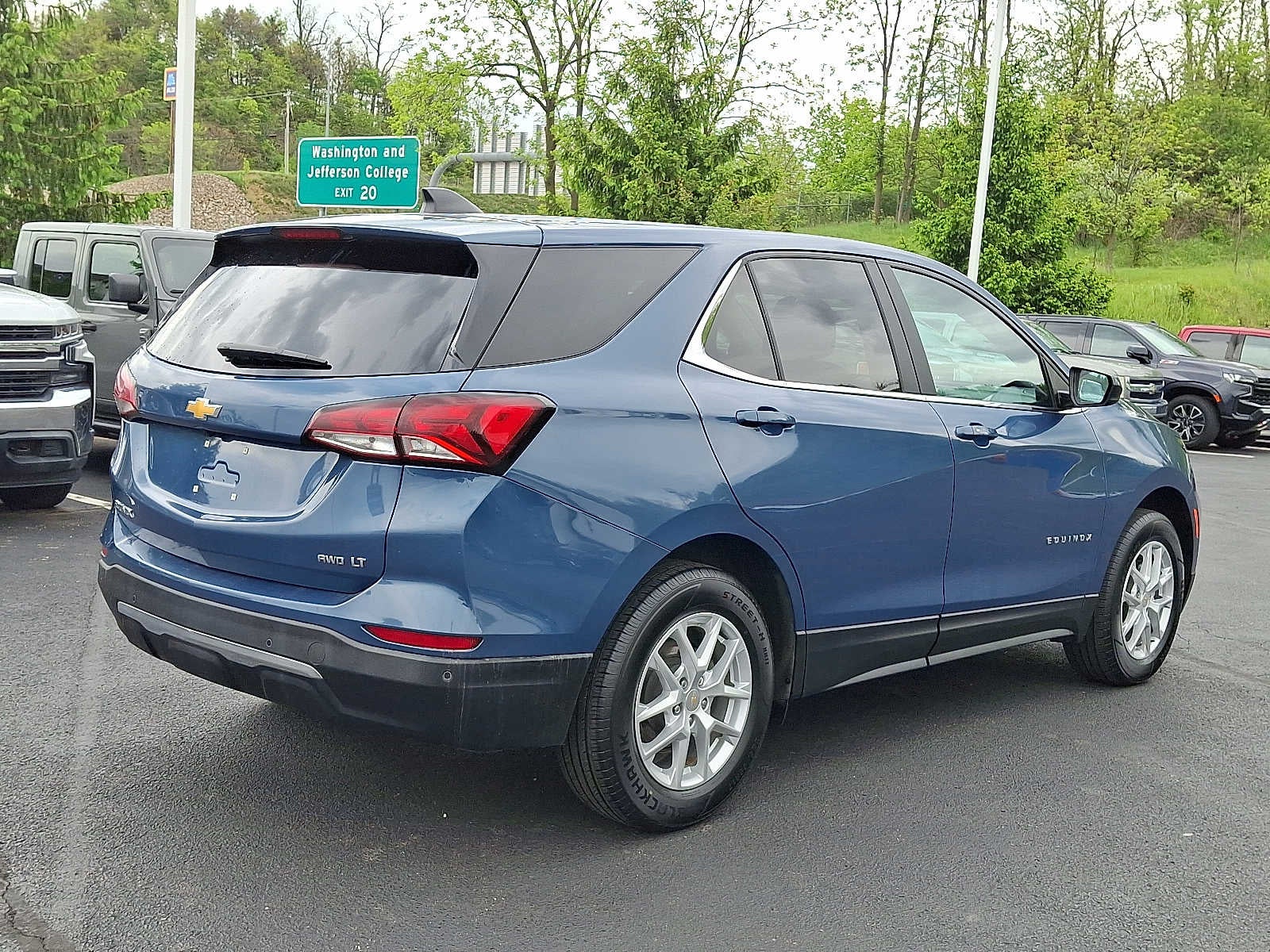 2024 Chevrolet Equinox LT