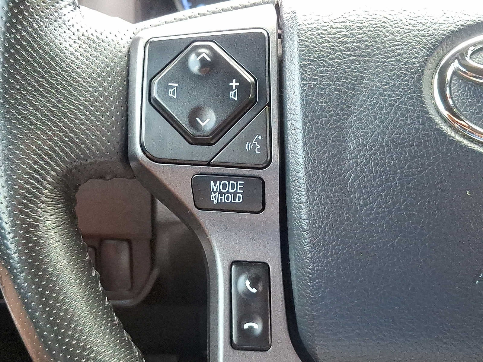 2020 Toyota Tacoma 4WD SR5