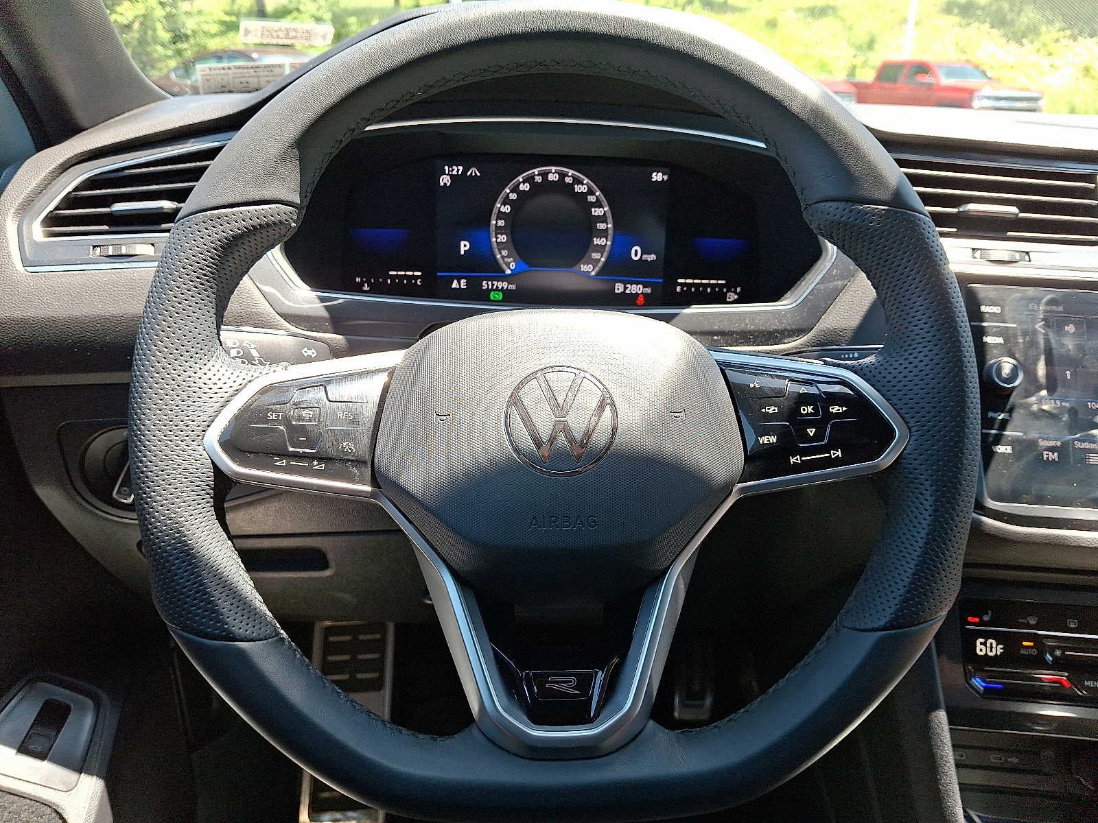 2022 Volkswagen Tiguan SE R-Line Black