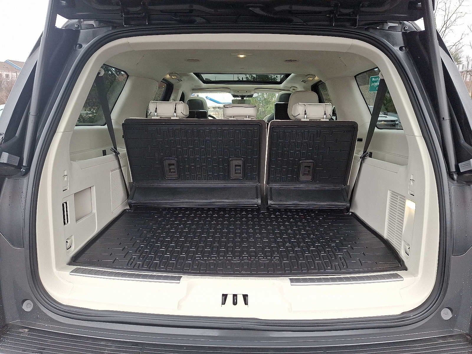 2023 Lincoln Navigator L Black Label