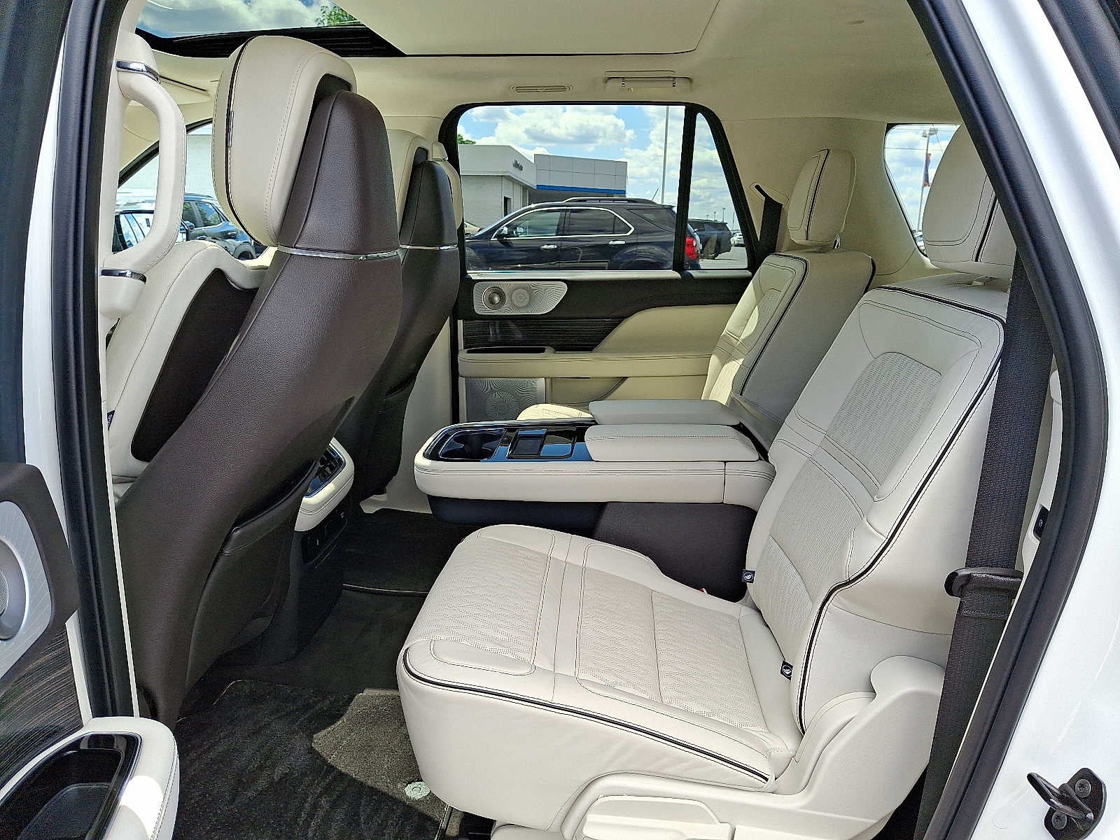 2024 Lincoln Navigator L Black Label