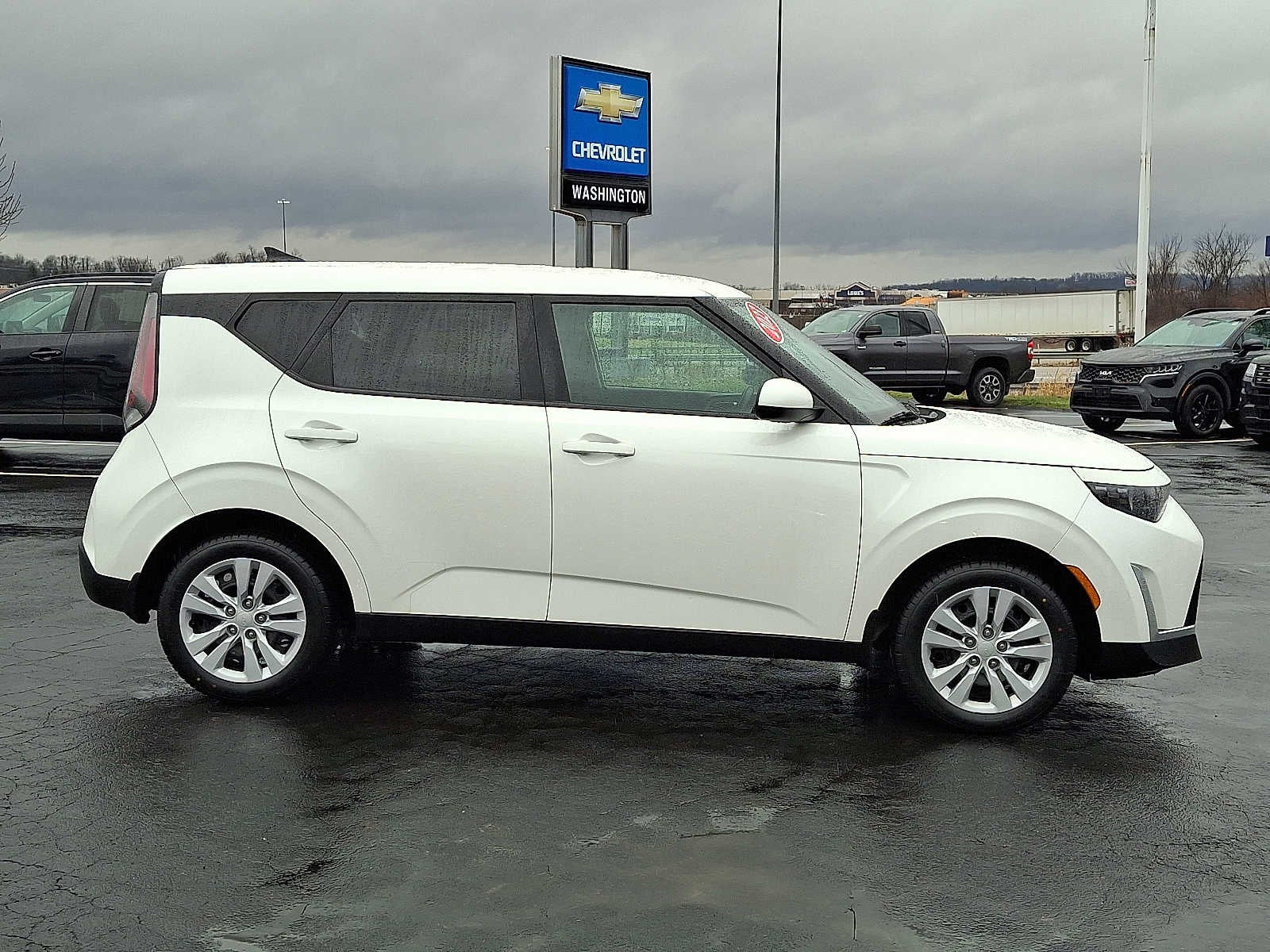 2023 Kia Soul LX