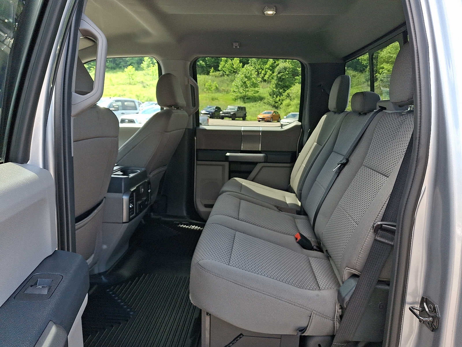 2022 Ford Super Duty F-350 SRW XL