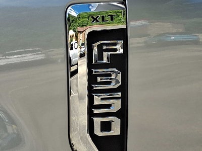 2022 Ford Super Duty F-350 SRW XL
