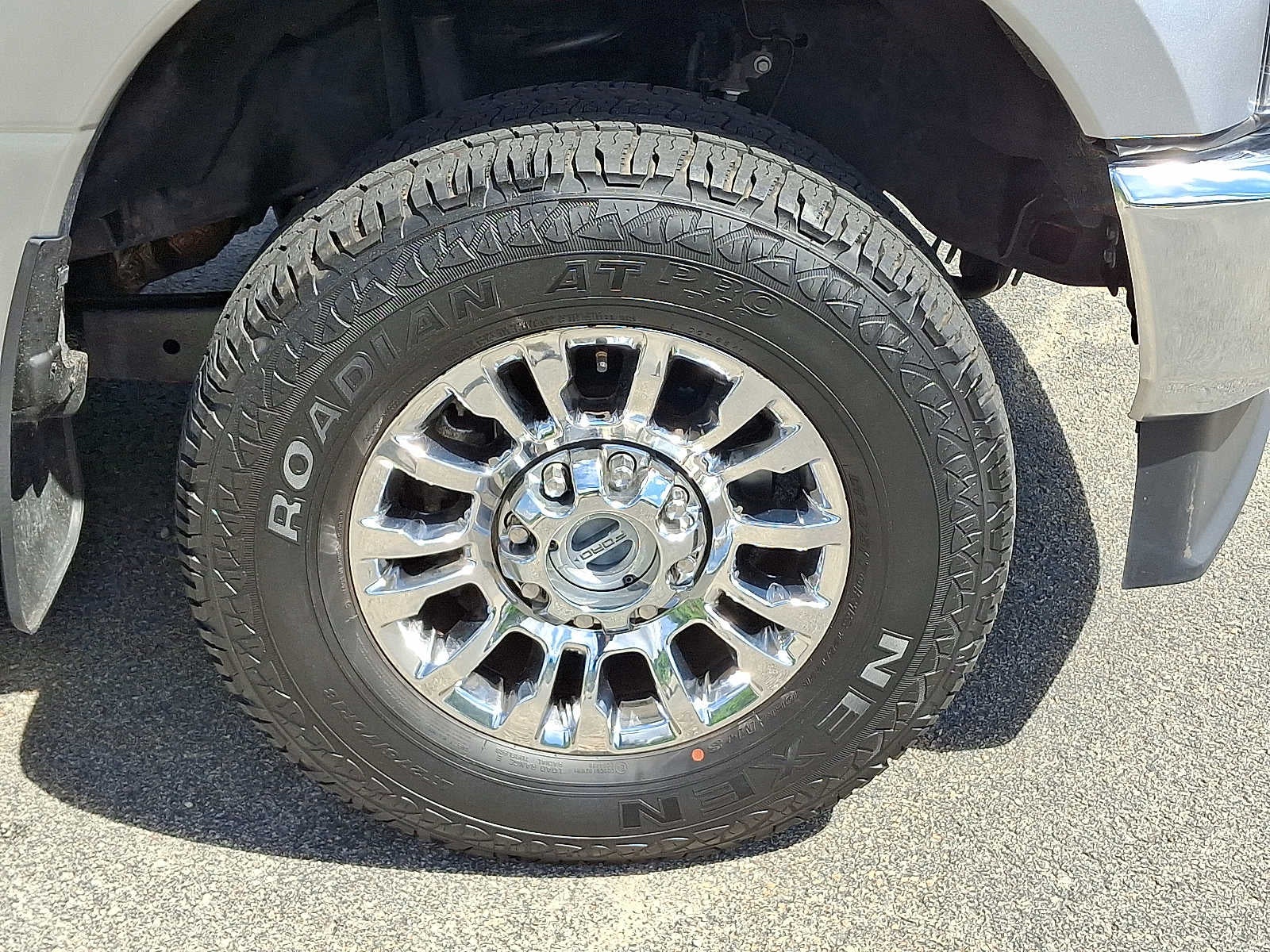 2022 Ford Super Duty F-350 SRW XL