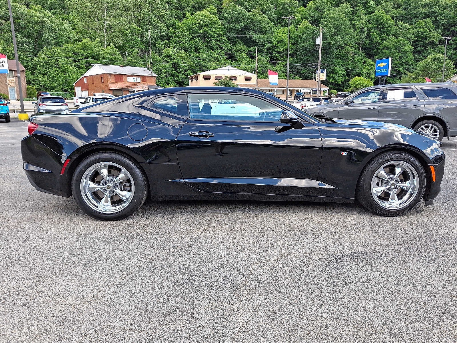2021 Chevrolet Camaro 1LS