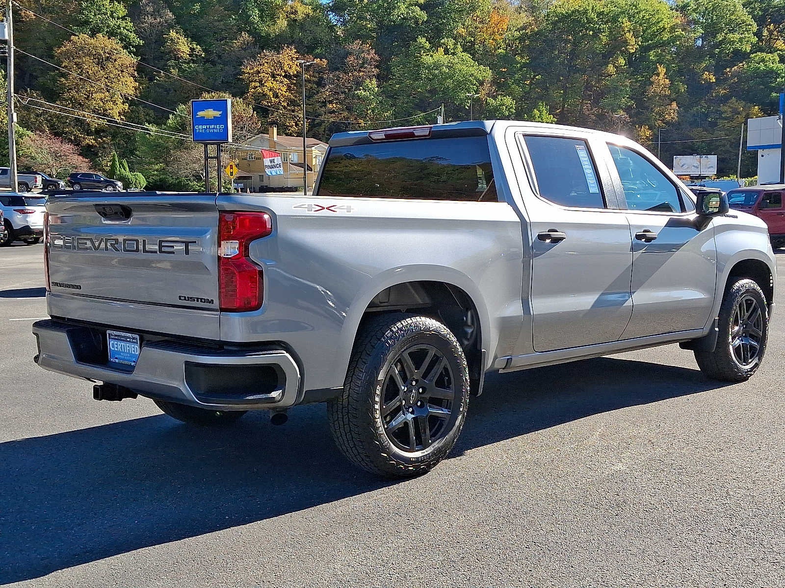 2023 Chevrolet Silverado 1500 Custom