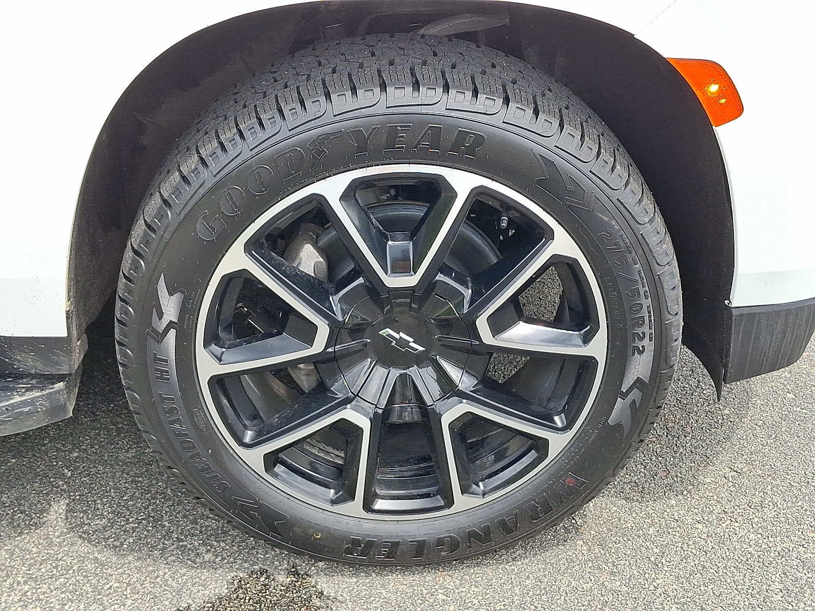 2023 Chevrolet Suburban RST