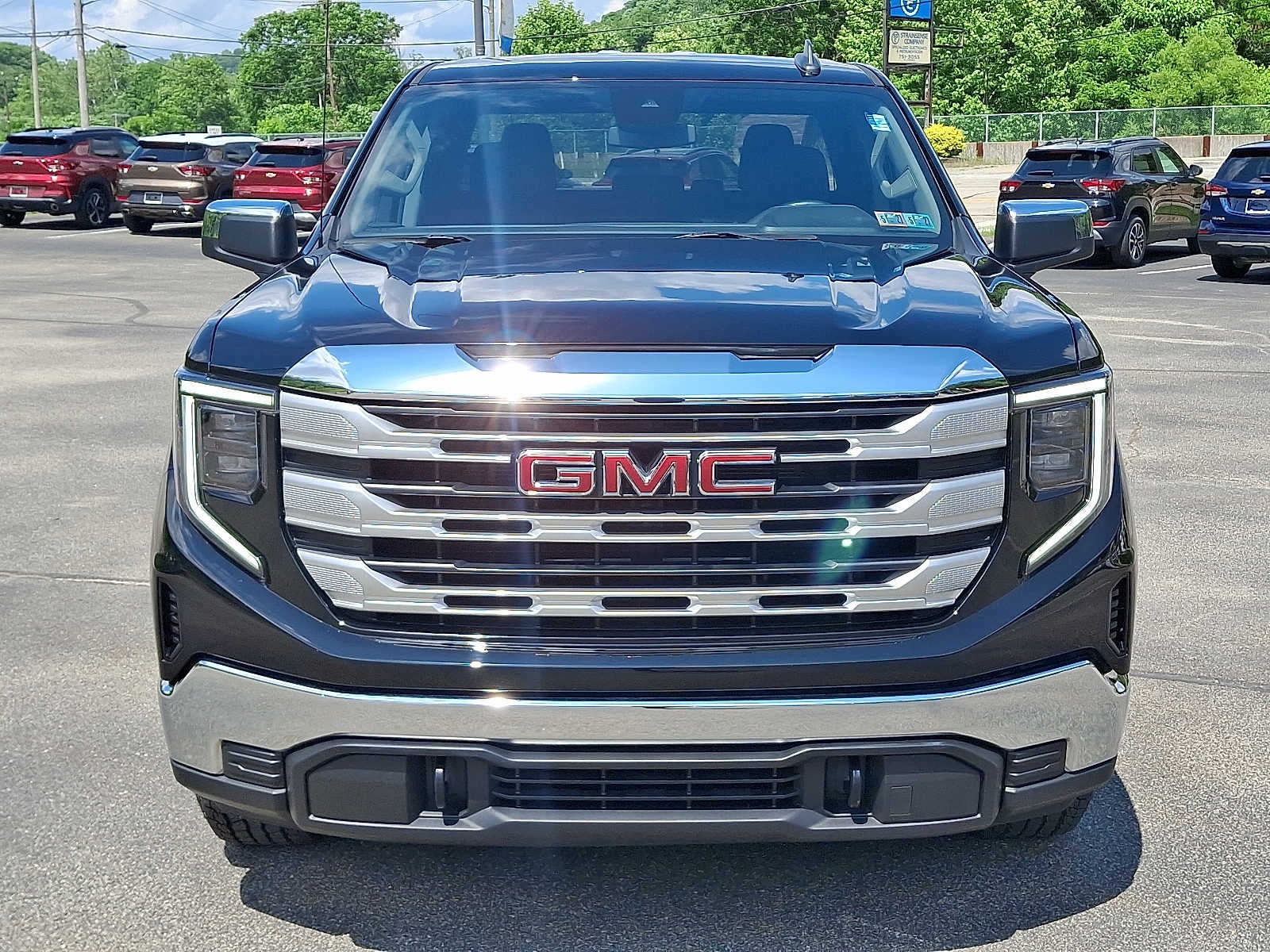 2023 GMC Sierra 1500 SLE