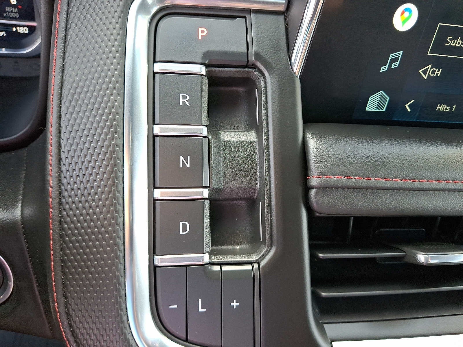 2022 Chevrolet Suburban RST