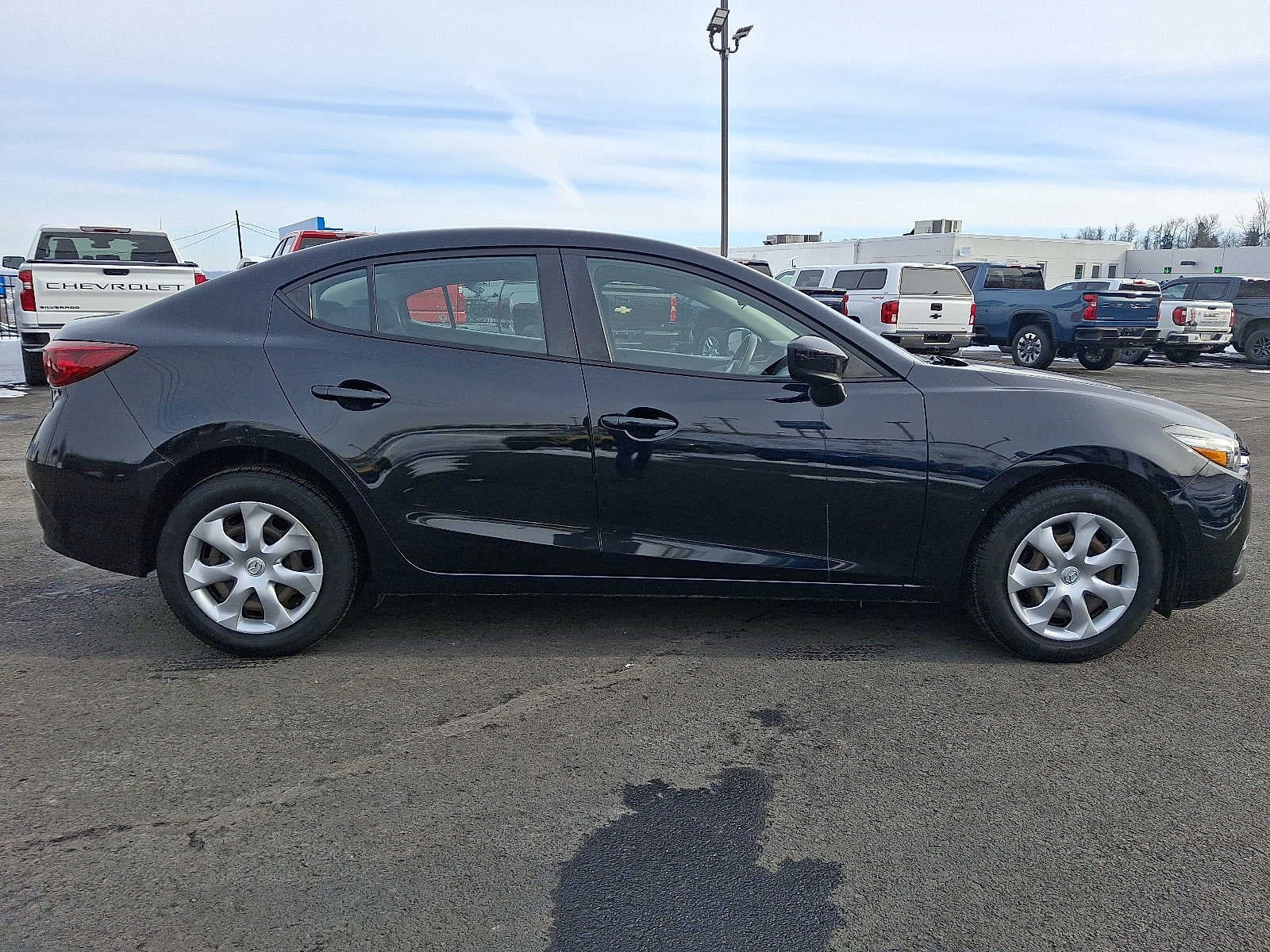 2017 Mazda Mazda3 4-Door Sport