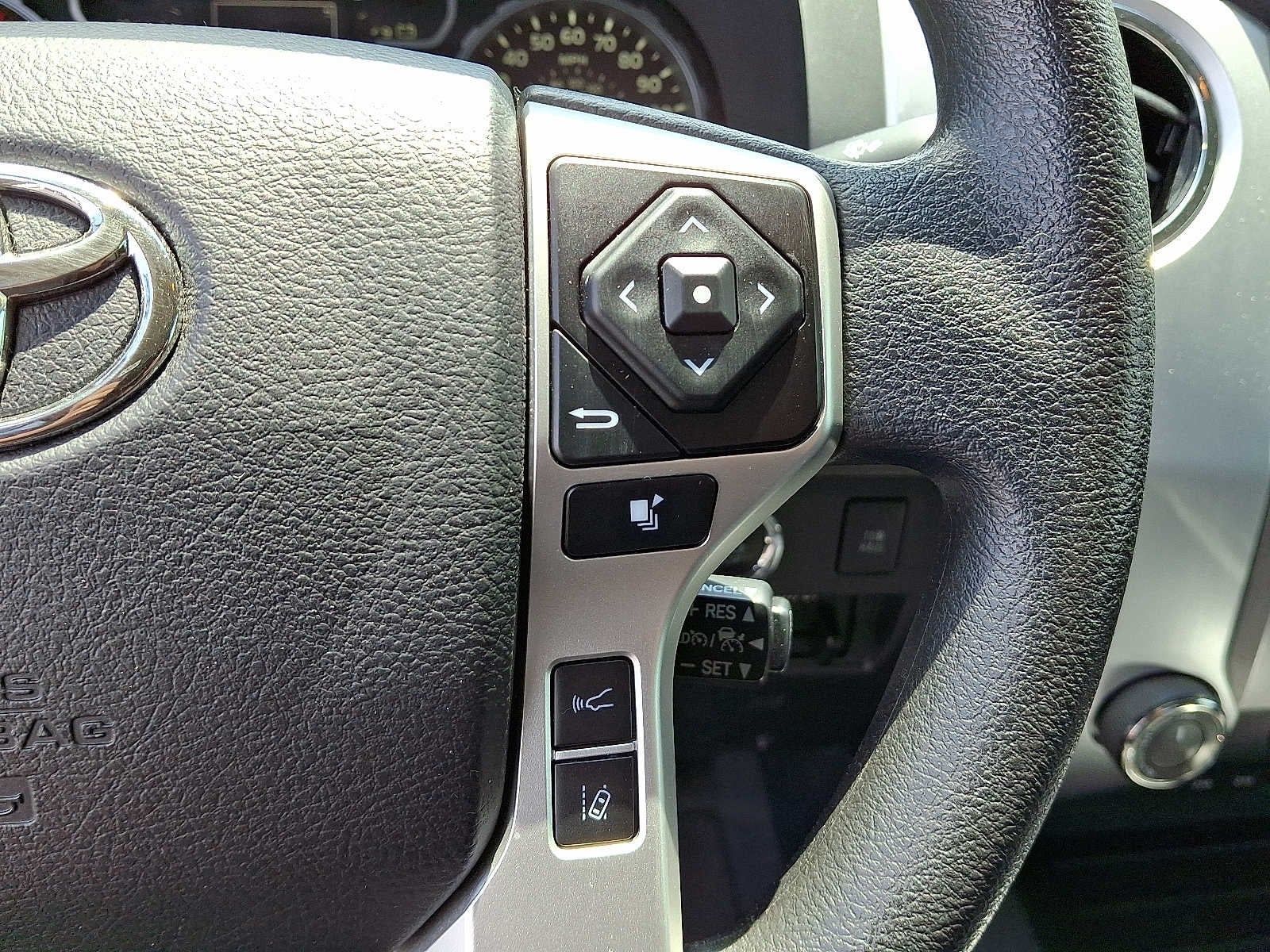 2021 Toyota Tundra 4WD SR5