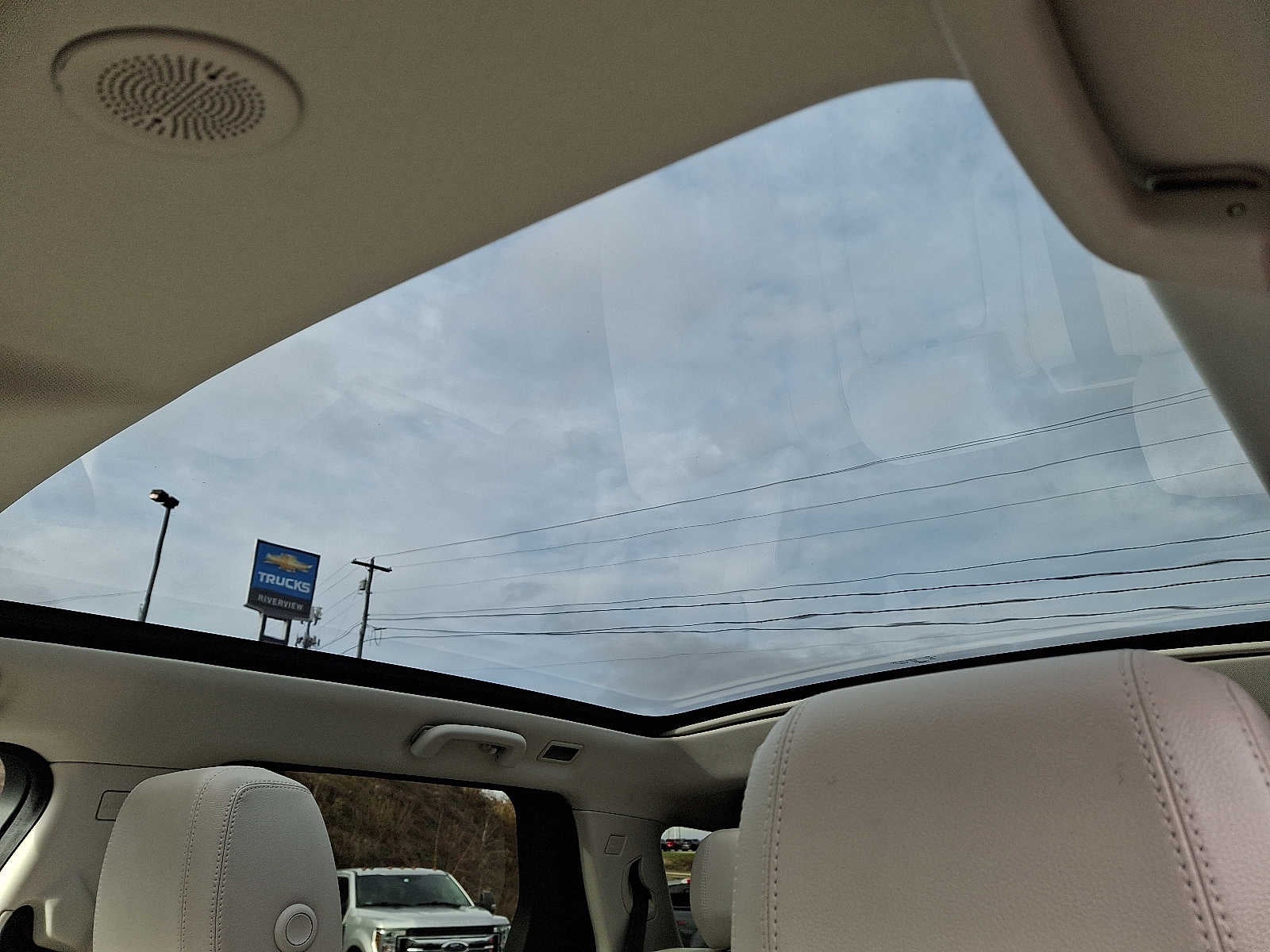 2023 Land Rover Discovery Sport SE