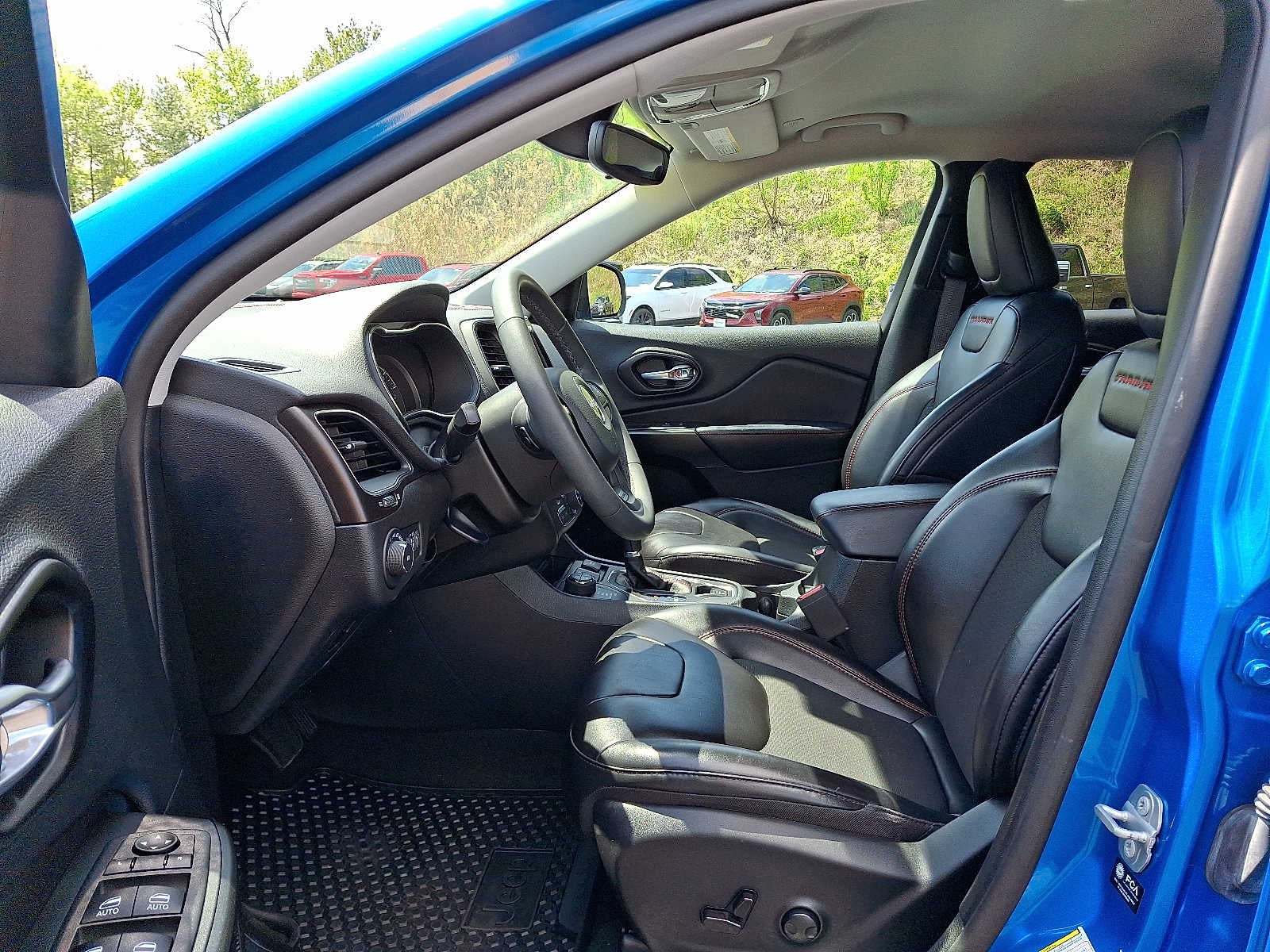 2022 Jeep Cherokee Trailhawk