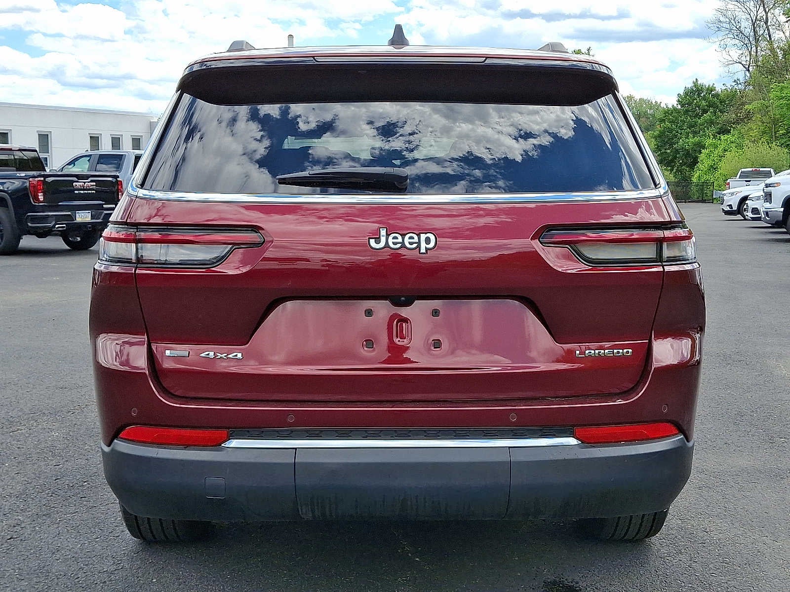 2023 Jeep Grand Cherokee L Laredo