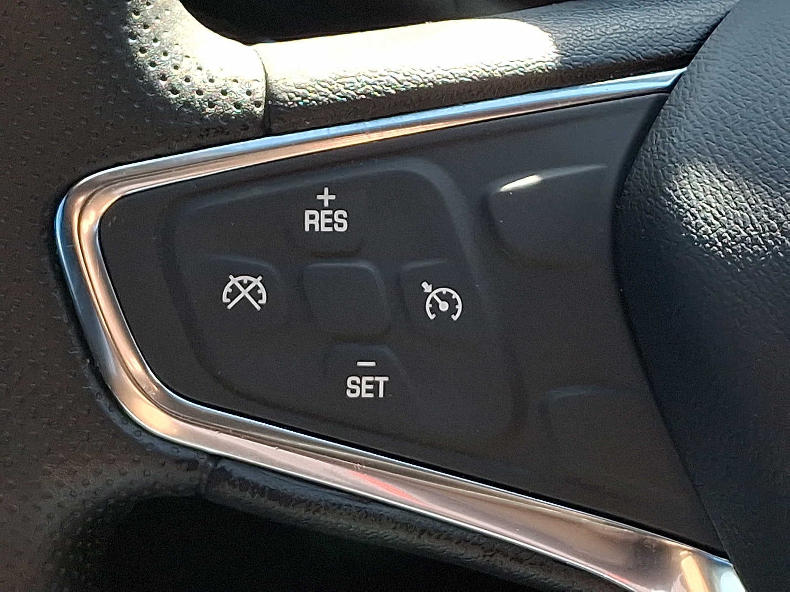 2021 Chevrolet Malibu LS