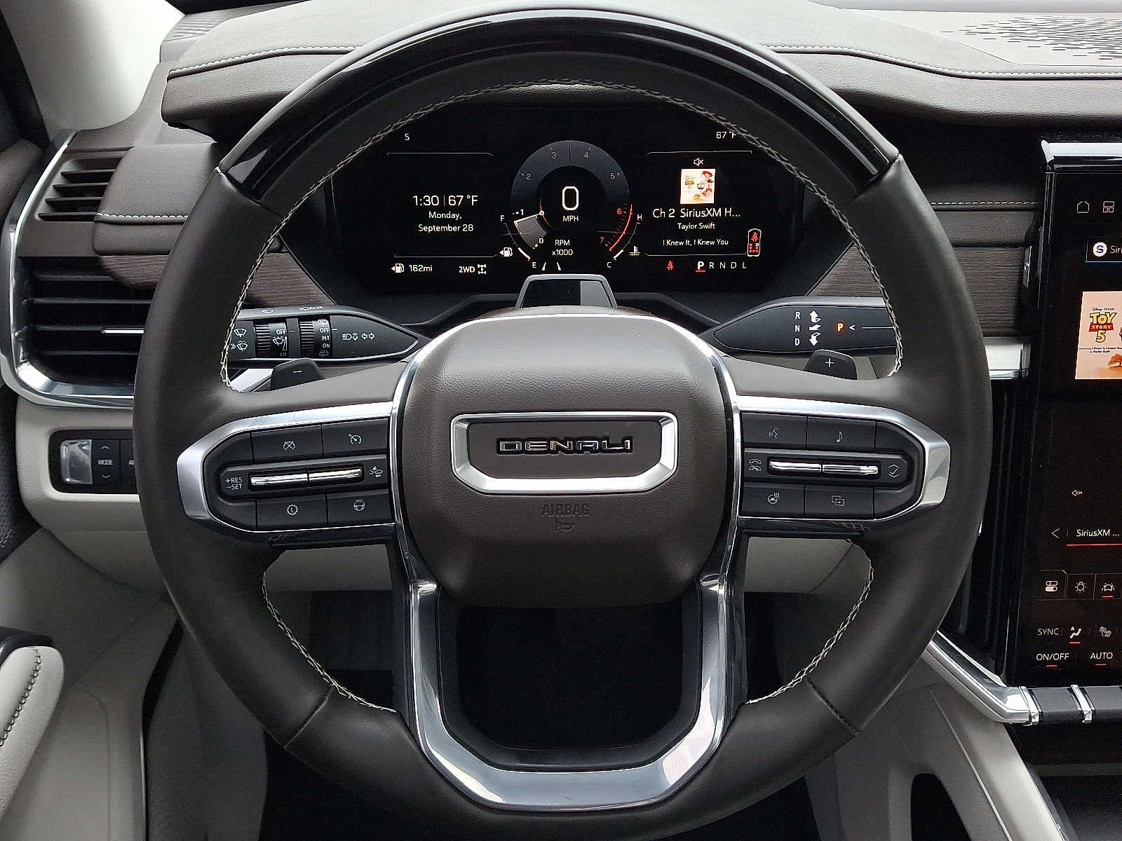 2025 GMC Acadia Denali