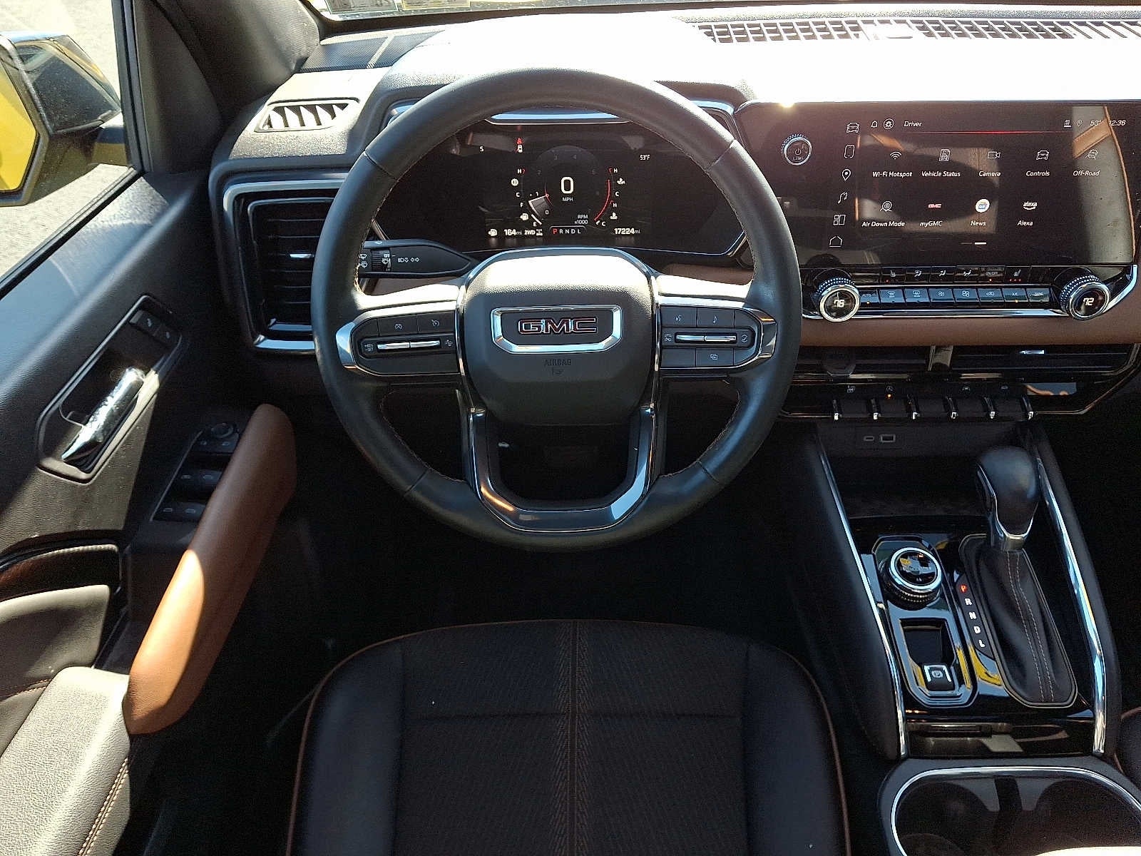 2023 GMC Canyon AT4