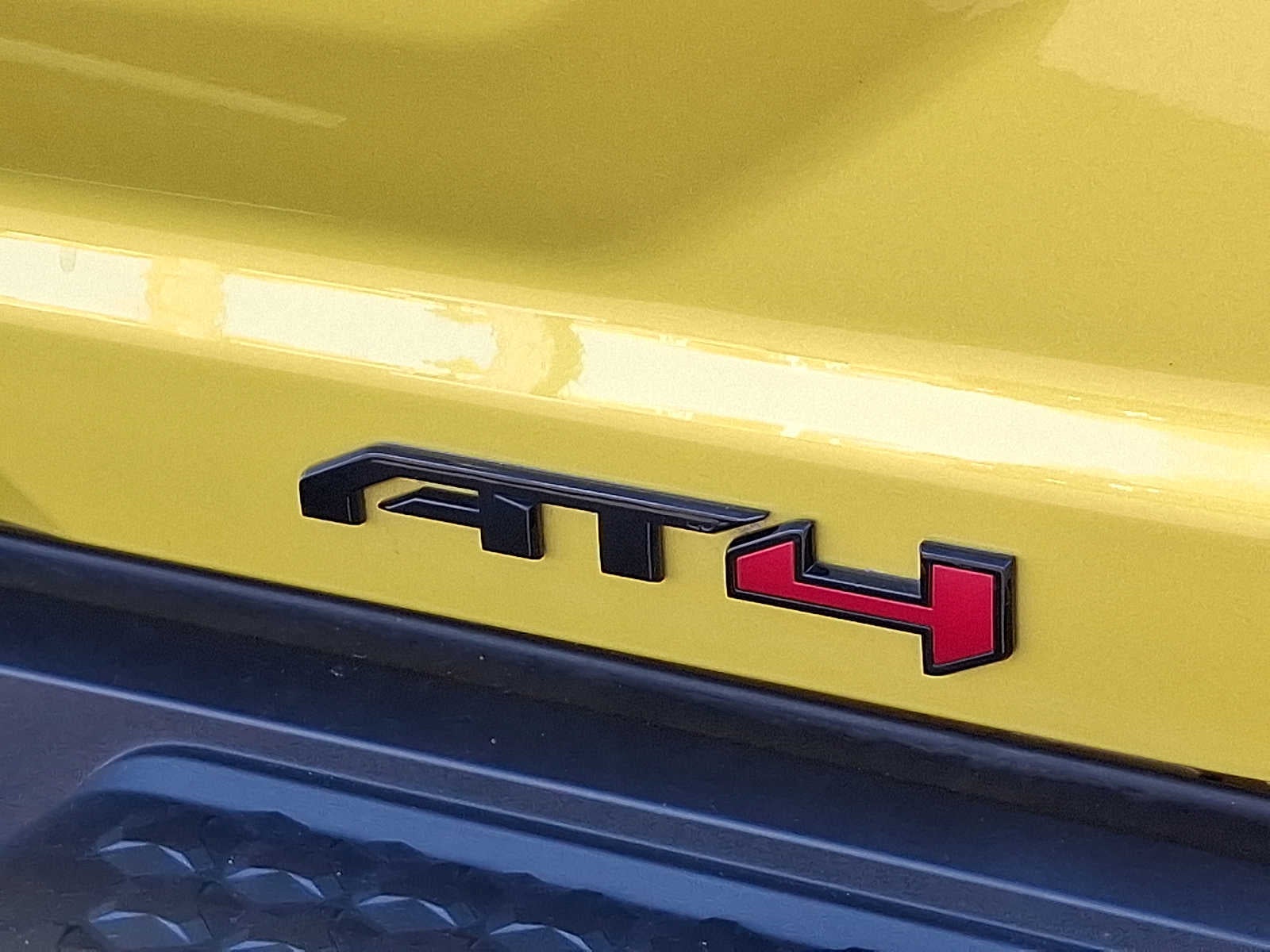 2023 GMC Canyon AT4