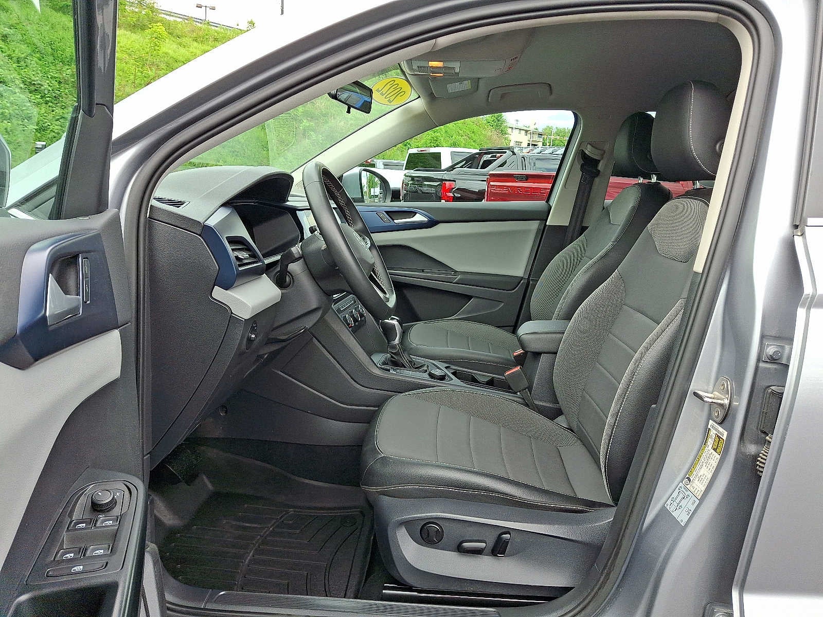 2022 Volkswagen Taos SE