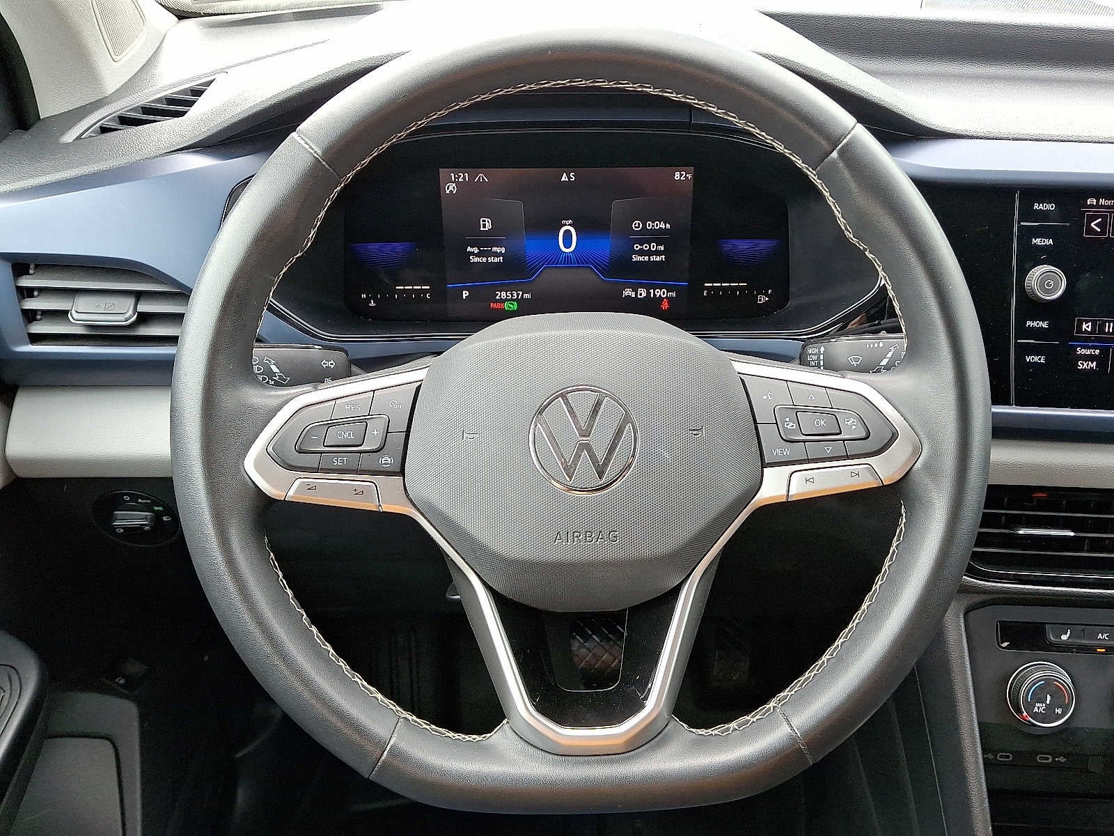 2022 Volkswagen Taos SE