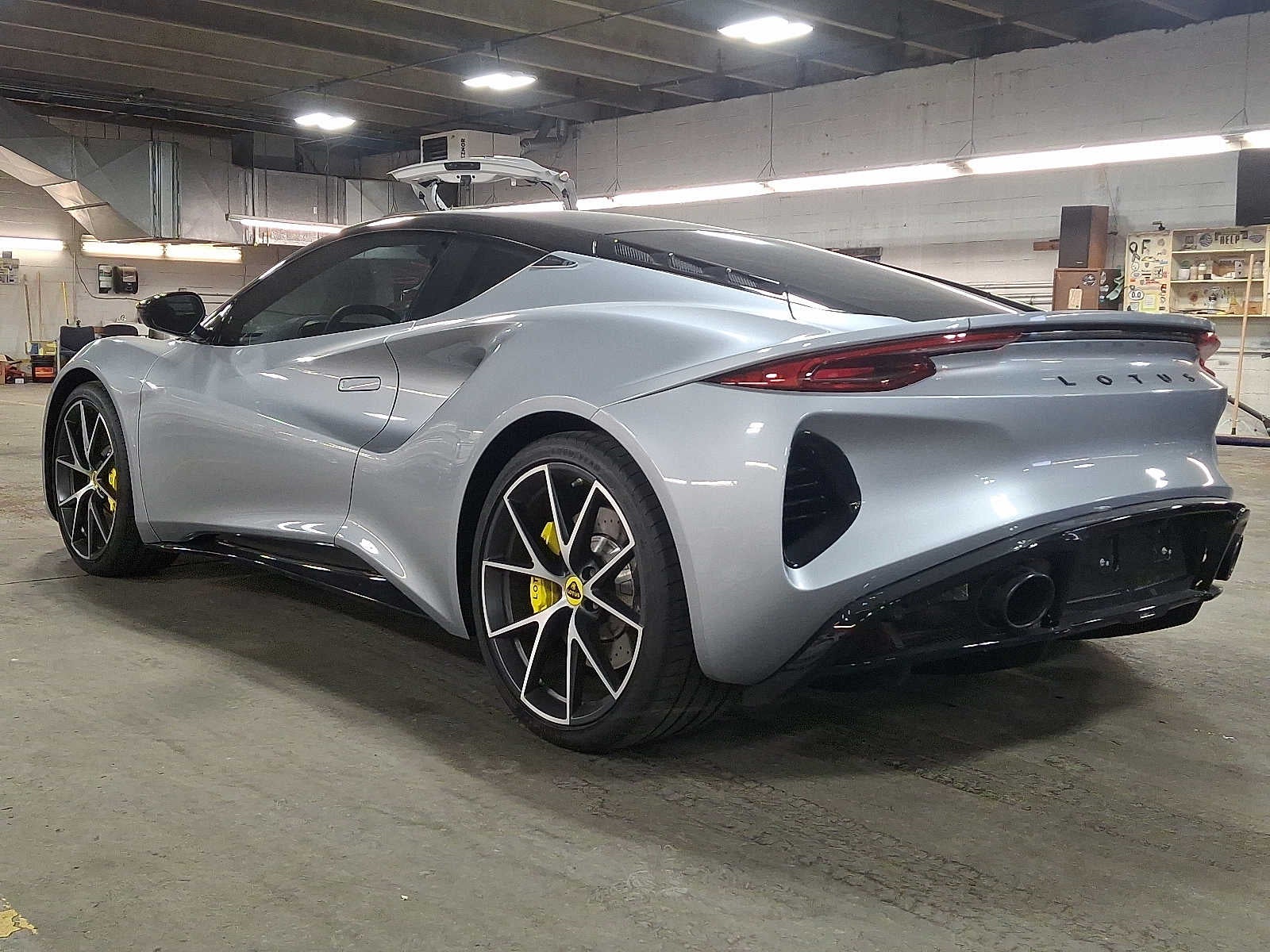 2024 Lotus Emira V6 First Edition