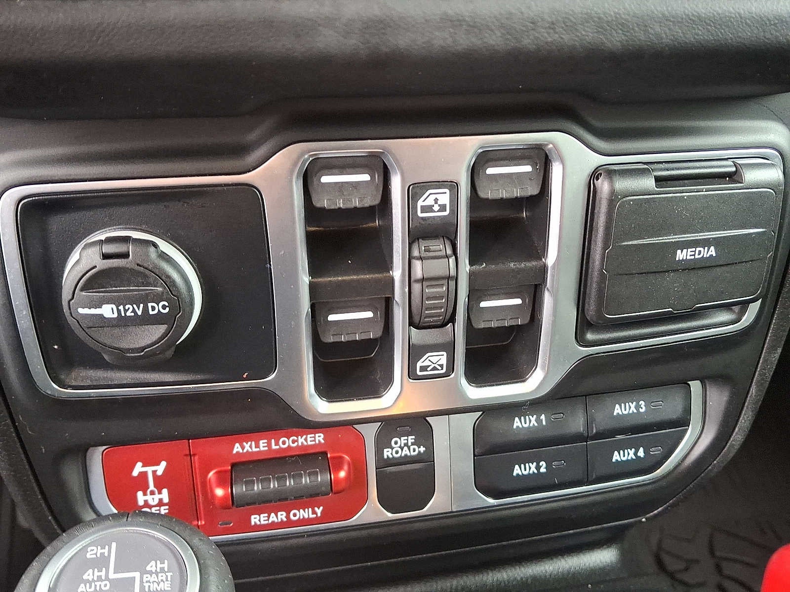 2025 Jeep Gladiator Mojave X