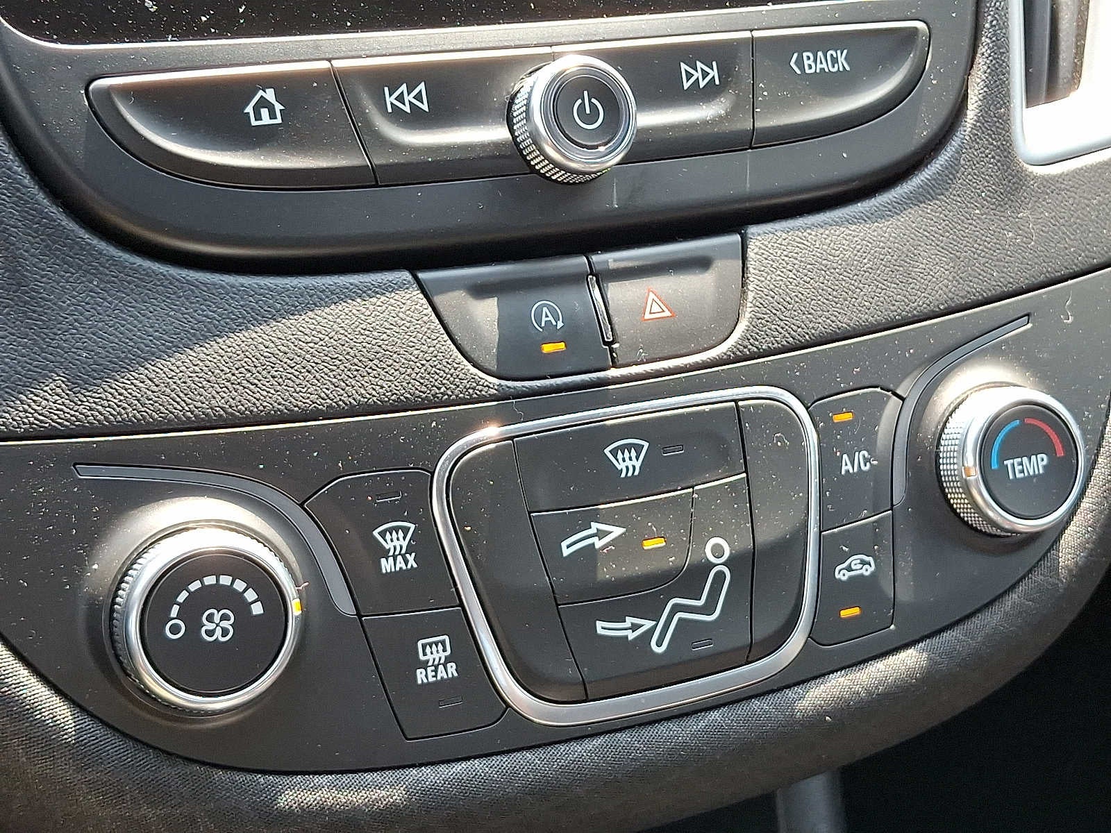2022 Chevrolet Malibu LS