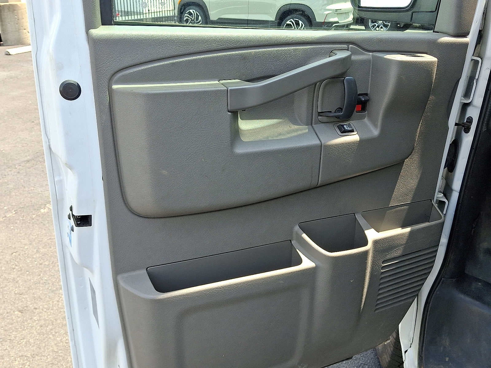 2020 Chevrolet Express Cargo 2500 RWD 2500 135"