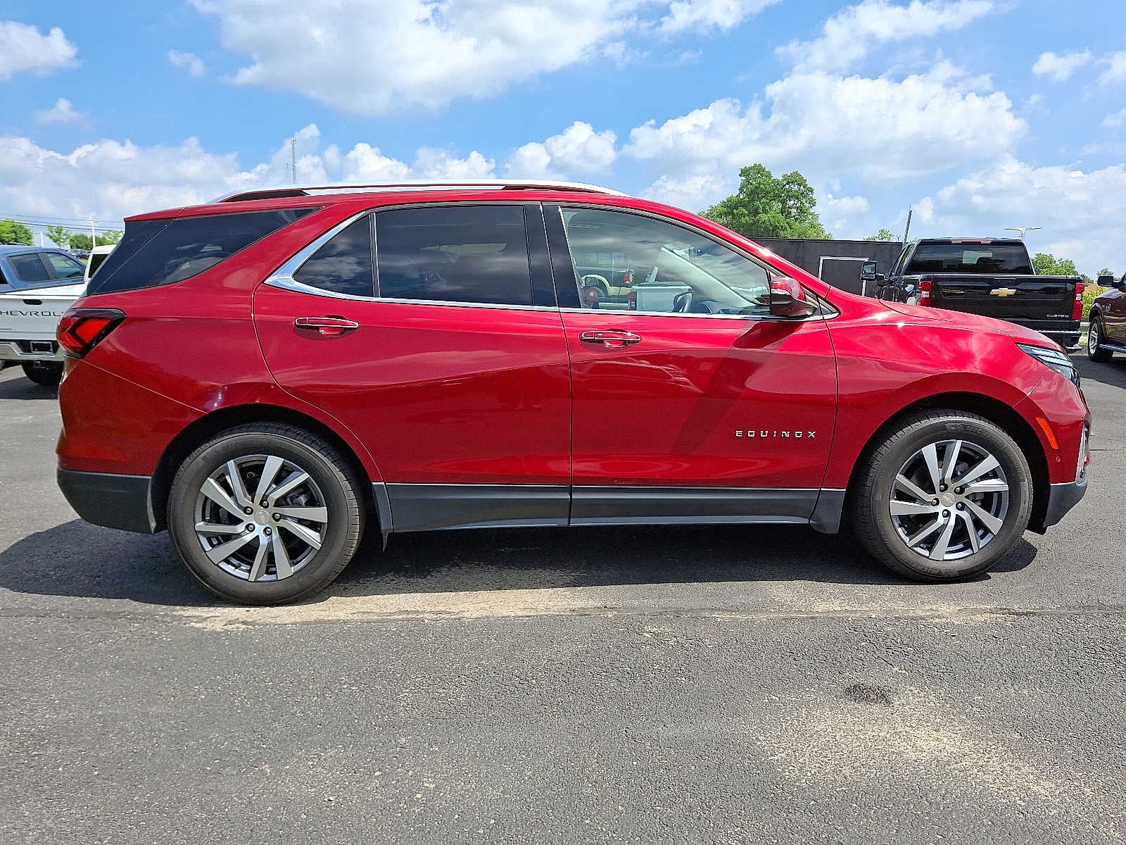 2023 Chevrolet Equinox Premier