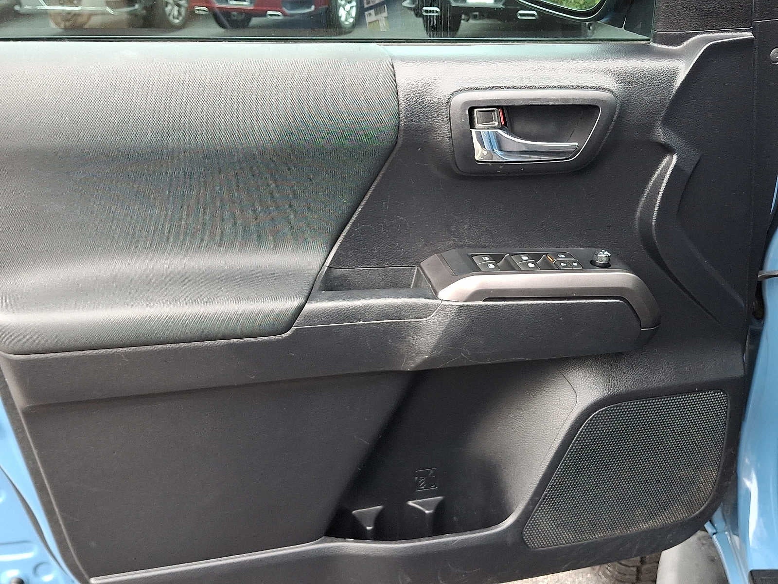 2019 Toyota Tacoma 4WD SR