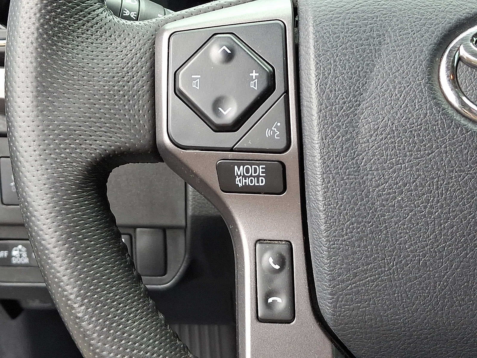 2020 Toyota Tacoma 4WD SR5